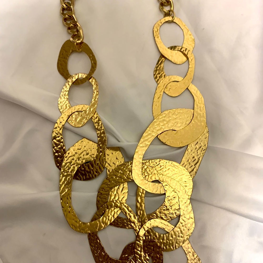 BCBG necklace